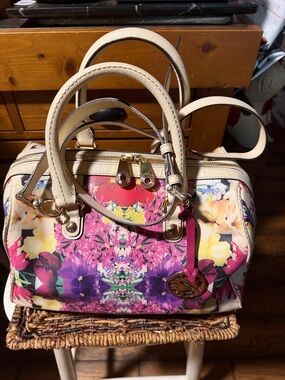 RARE Henri Bendel Floral Dome Satchel Handbag With Detachable Mirror